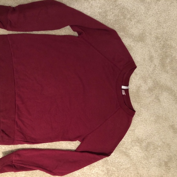 Bundle of Crewnecks and Hoodies - Picture 6 of 6